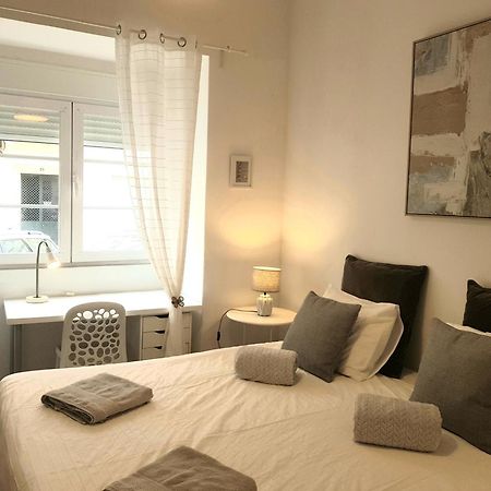 Alm- Spacious. Sunny. Patio. Quiet Area. Fast Wifi Lisboa Exterior foto
