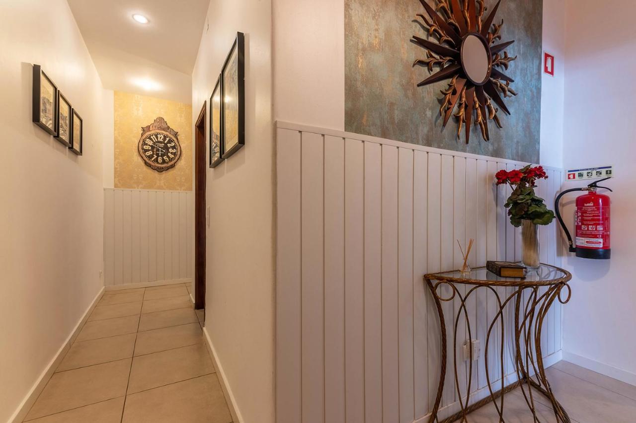 Alm- Spacious. Sunny. Patio. Quiet Area. Fast Wifi Lisboa Exterior foto