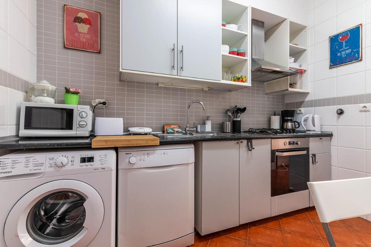 Alm- Spacious. Sunny. Patio. Quiet Area. Fast Wifi Lisboa Exterior foto