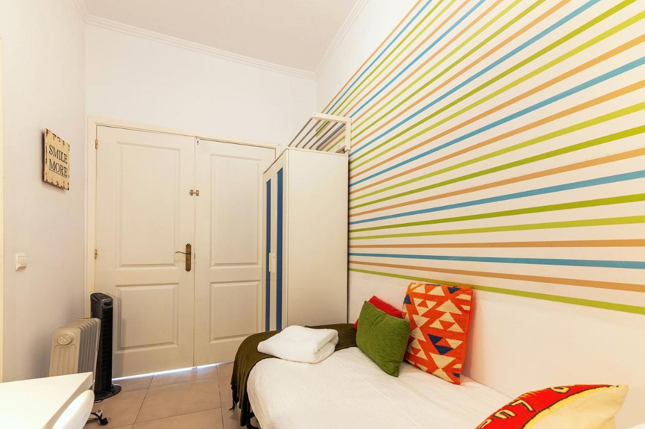 Alm- Spacious. Sunny. Patio. Quiet Area. Fast Wifi Lisboa Exterior foto