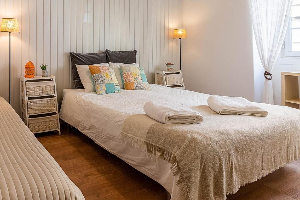 Alm- Spacious. Sunny. Patio. Quiet Area. Fast Wifi Lisboa Exterior foto