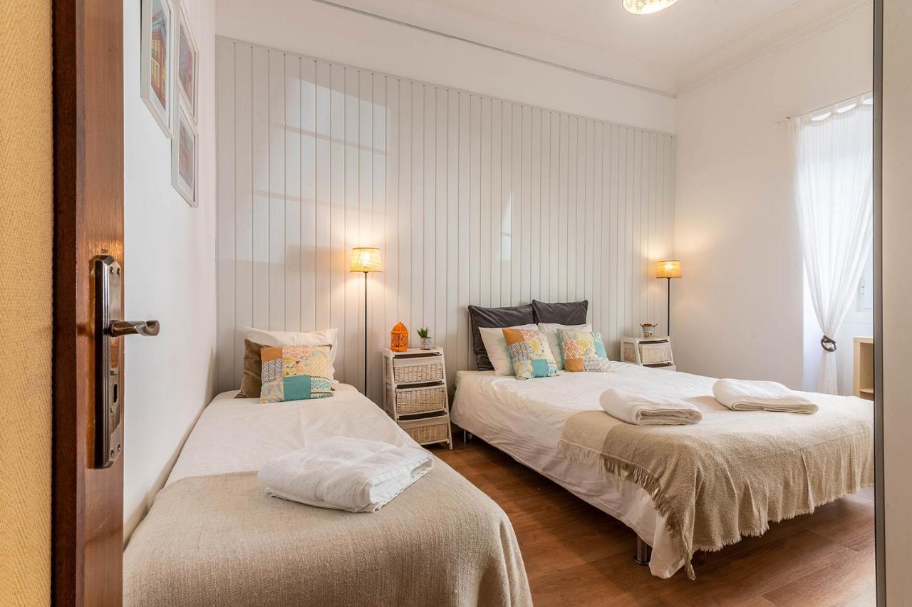 Alm- Spacious. Sunny. Patio. Quiet Area. Fast Wifi Lisboa Exterior foto