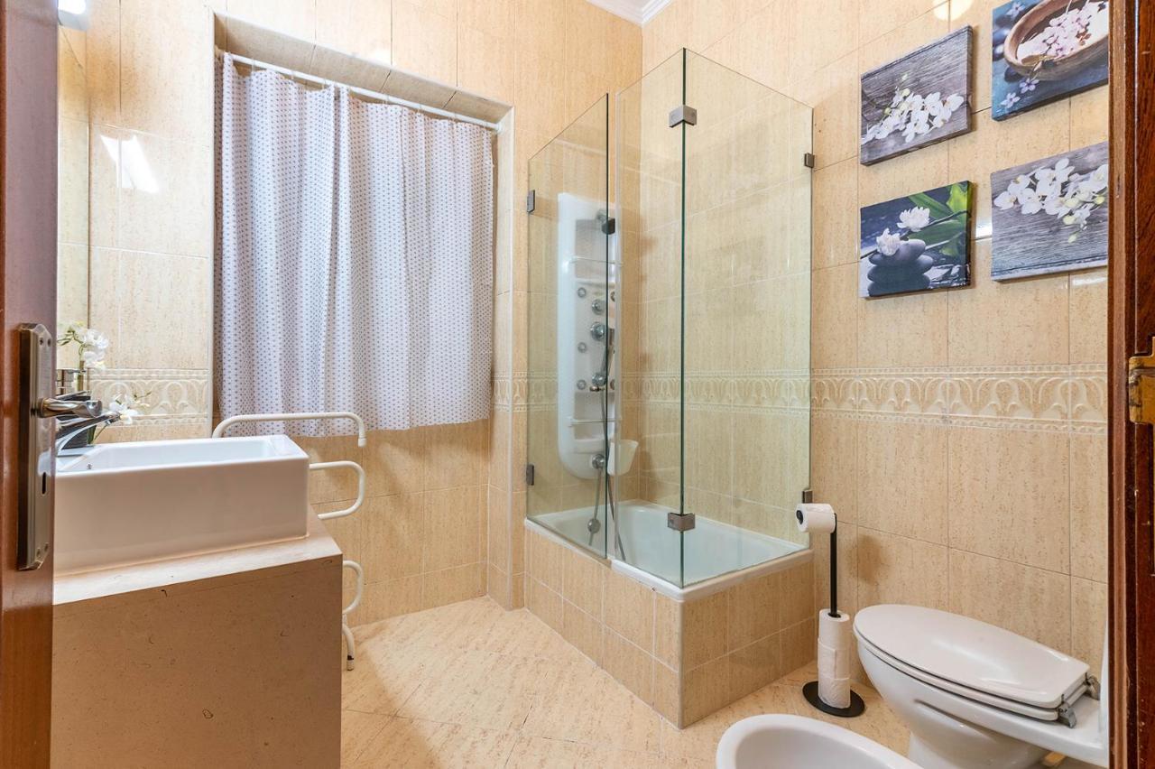 Alm- Spacious. Sunny. Patio. Quiet Area. Fast Wifi Lisboa Exterior foto